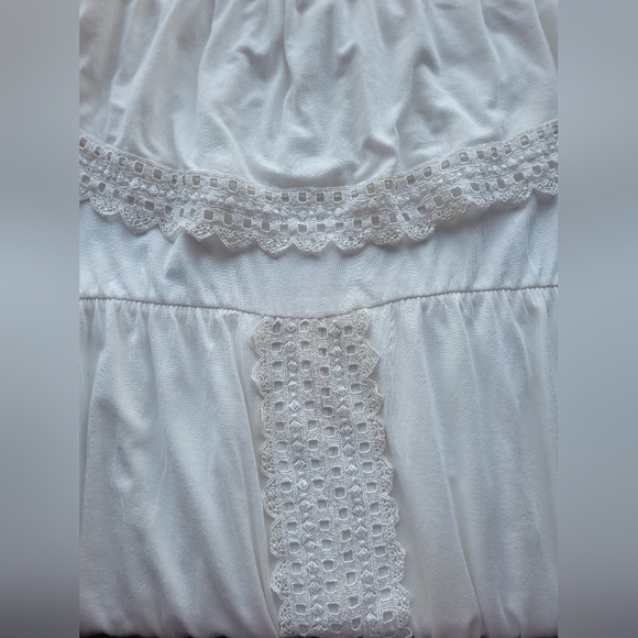 The Collection by L Space Tube Dress with Flounce and Lace Detail, VGUC, Size L - Picture 5 of 7